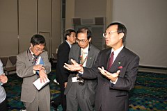 04-Meeting17.JPG