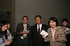 04-Meeting22.JPG