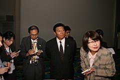 04-Meeting23.JPG