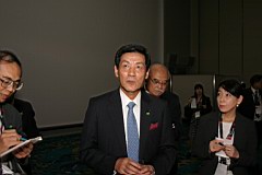 04-Meeting30.JPG